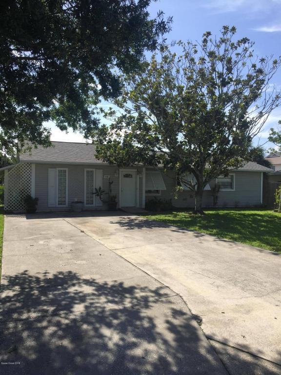 418 4th St - Photo 3 of 14