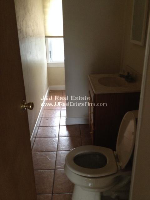21 Carver St 3 - Photo 2 of 7