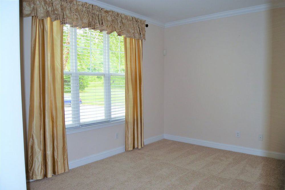 18714 Coverdale Ct - Photo 3 of 29