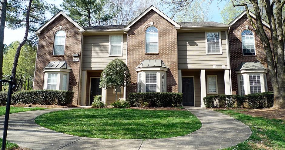 Radbourne Lake Apartments 3209 Westbury Lake Dr, Charlotte, NC 28269