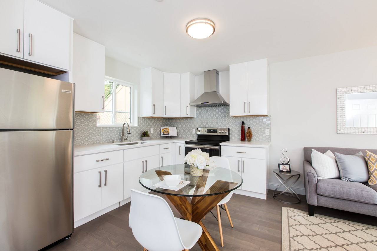 2014 Chestnut Street - Photo 3 of 7