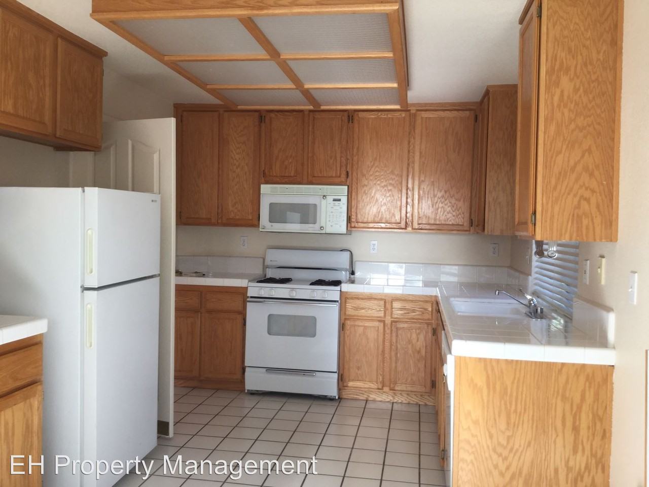 8836 Land Star Way - Photo 3 of 10