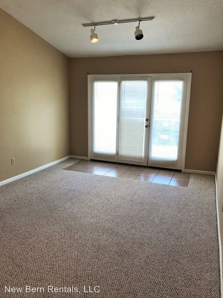 24 Harbour Way - Photo 2 of 18