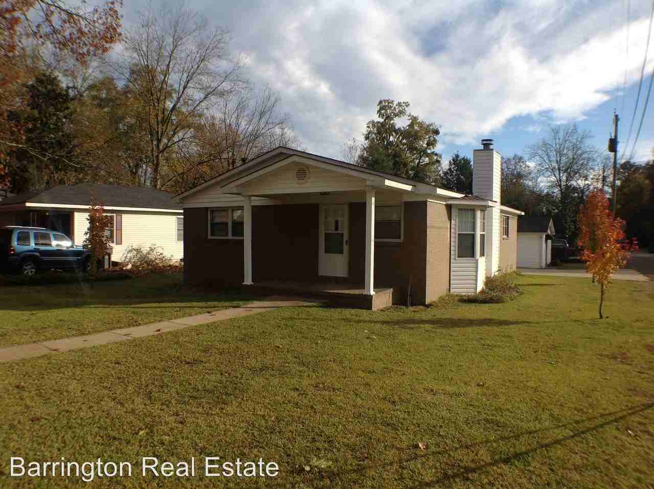 213 Willow St - Photo 2 of 9