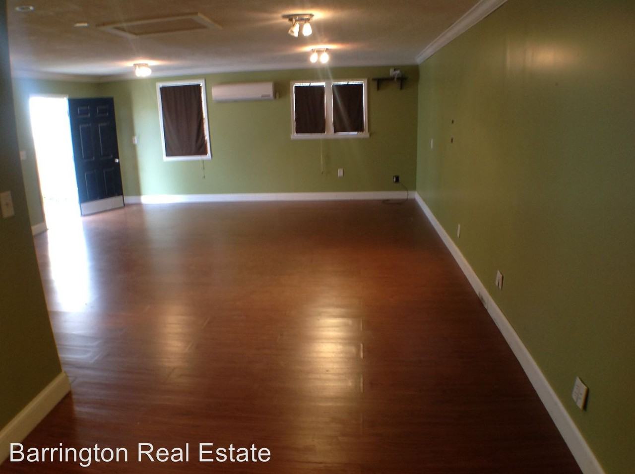 213 Willow St - Photo 3 of 9