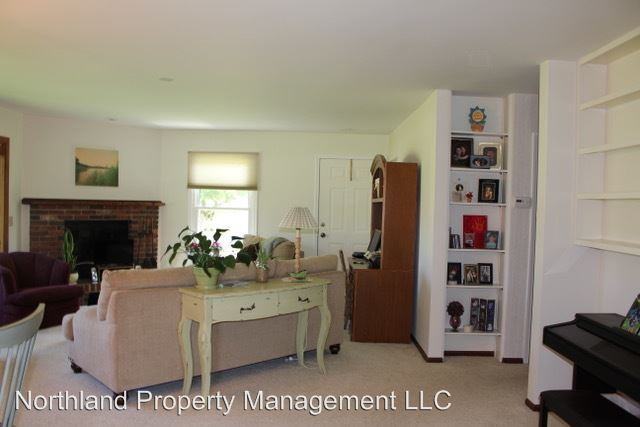 7051 Cherrywood Ct - Photo 2 of 3