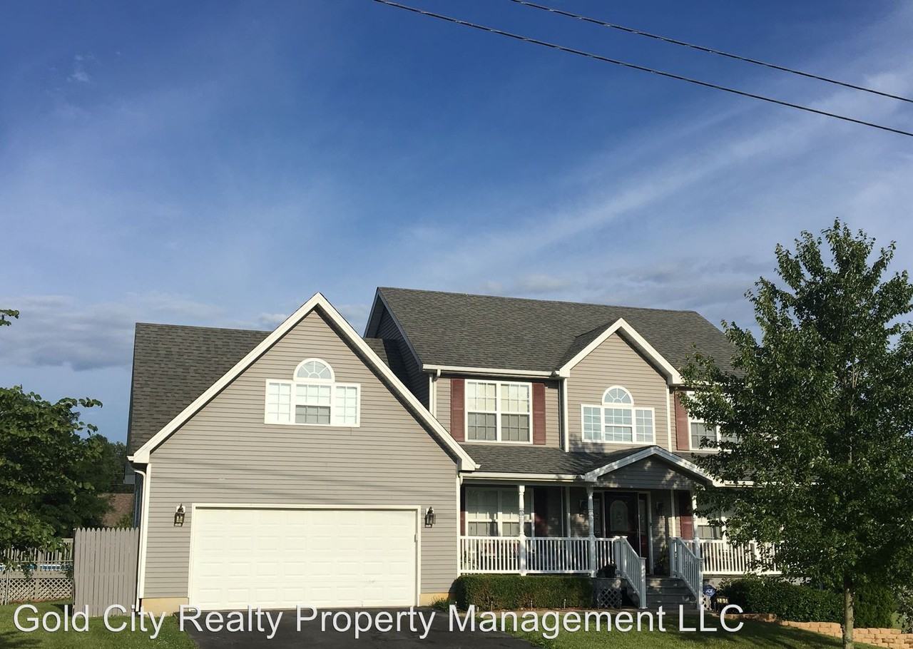 295 Sierra Dr - Photo 2 of 35