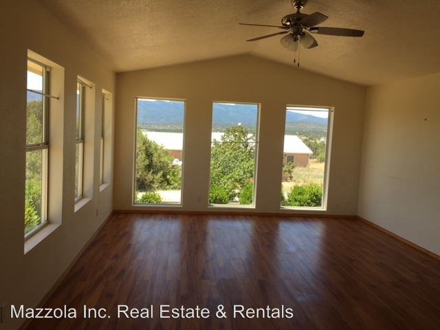 73 Woodland Dr - Photo 3 of 23