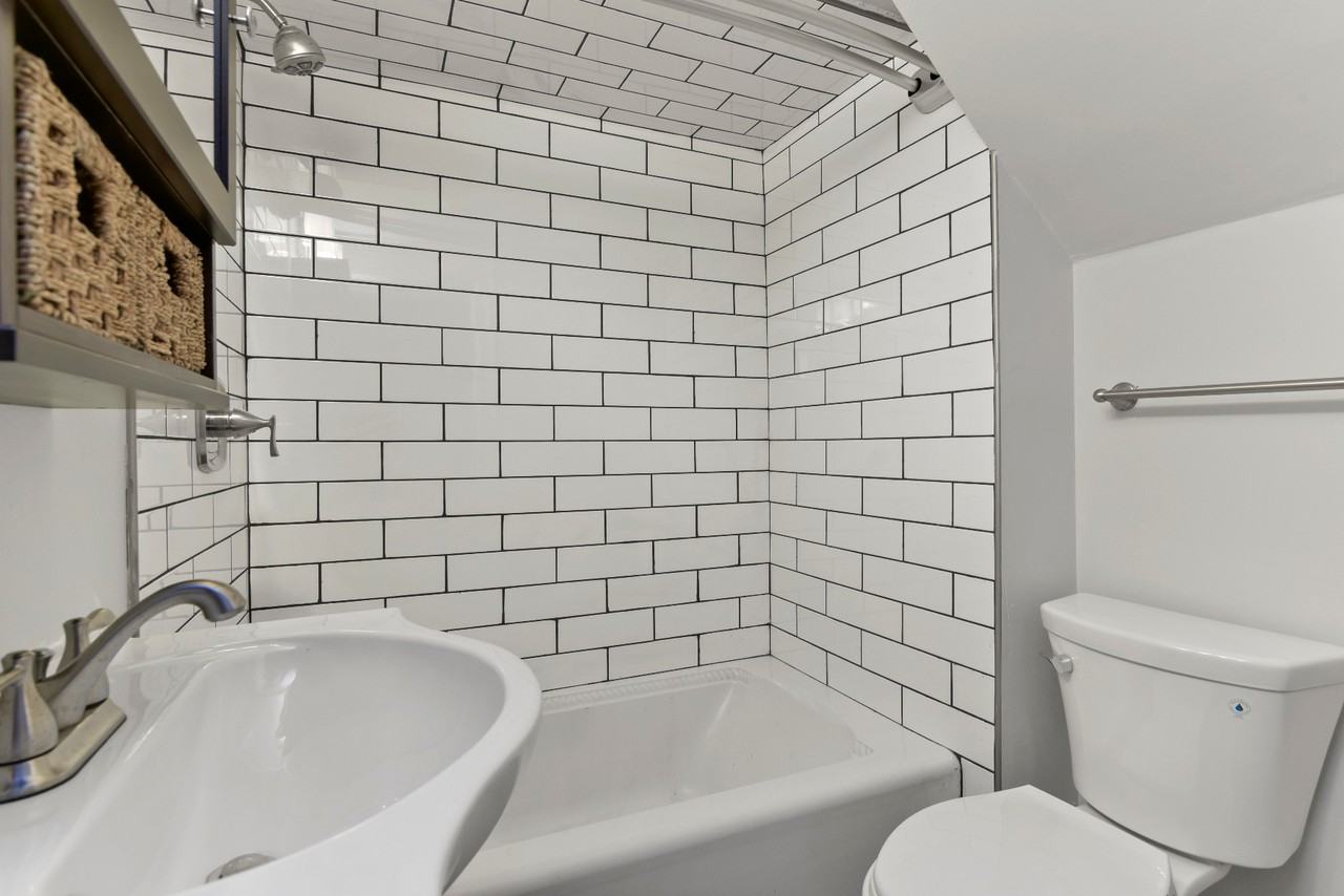 41 Highland Park Avenue #1 - Photo 3 of 9