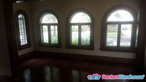 3012 N 44th St - Photo 3 of 15