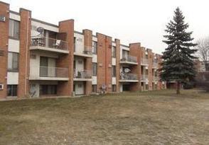 300 W Fullerton Ave Unit 119  