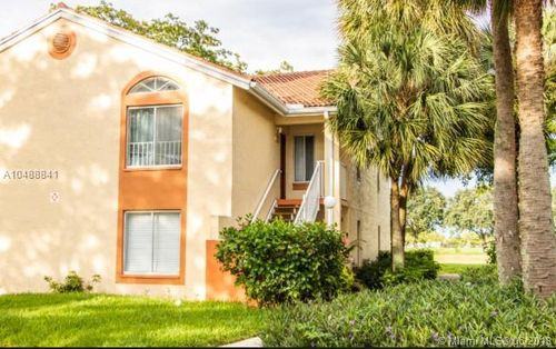 1025 Coral Club Dr - Photo 3 of 7