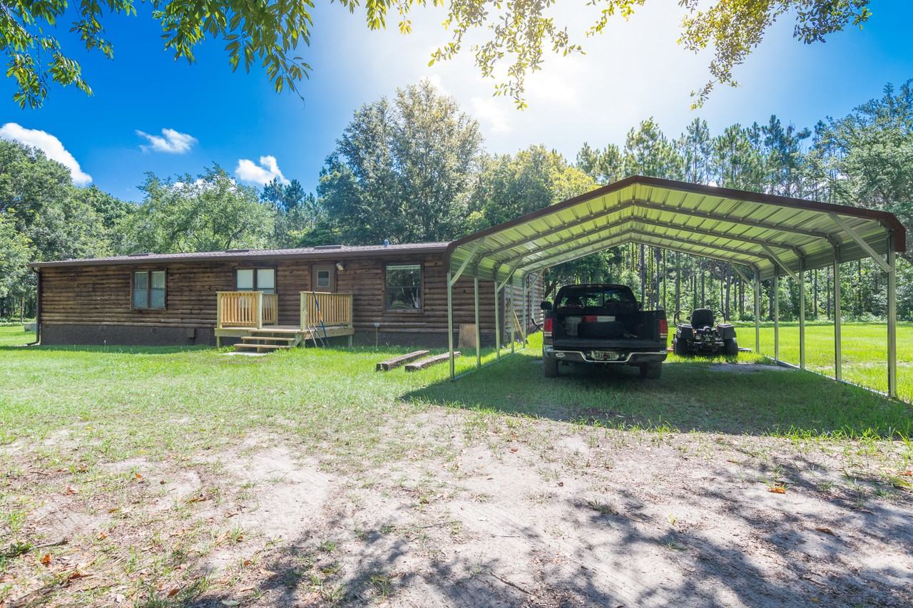 23950 Reading Rd - Photo 2 of 14