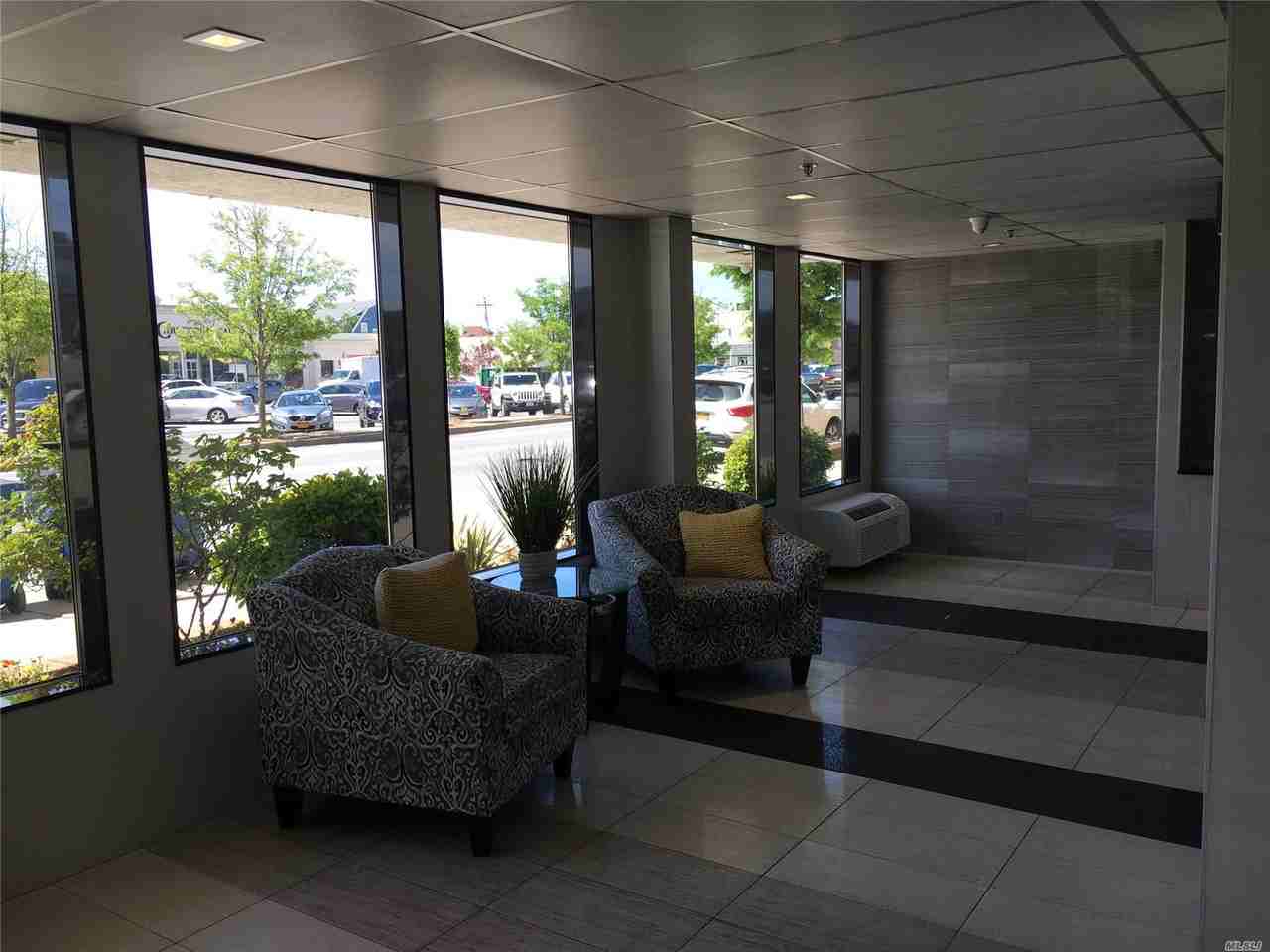 308 W Park Ave - Photo 2 of 13