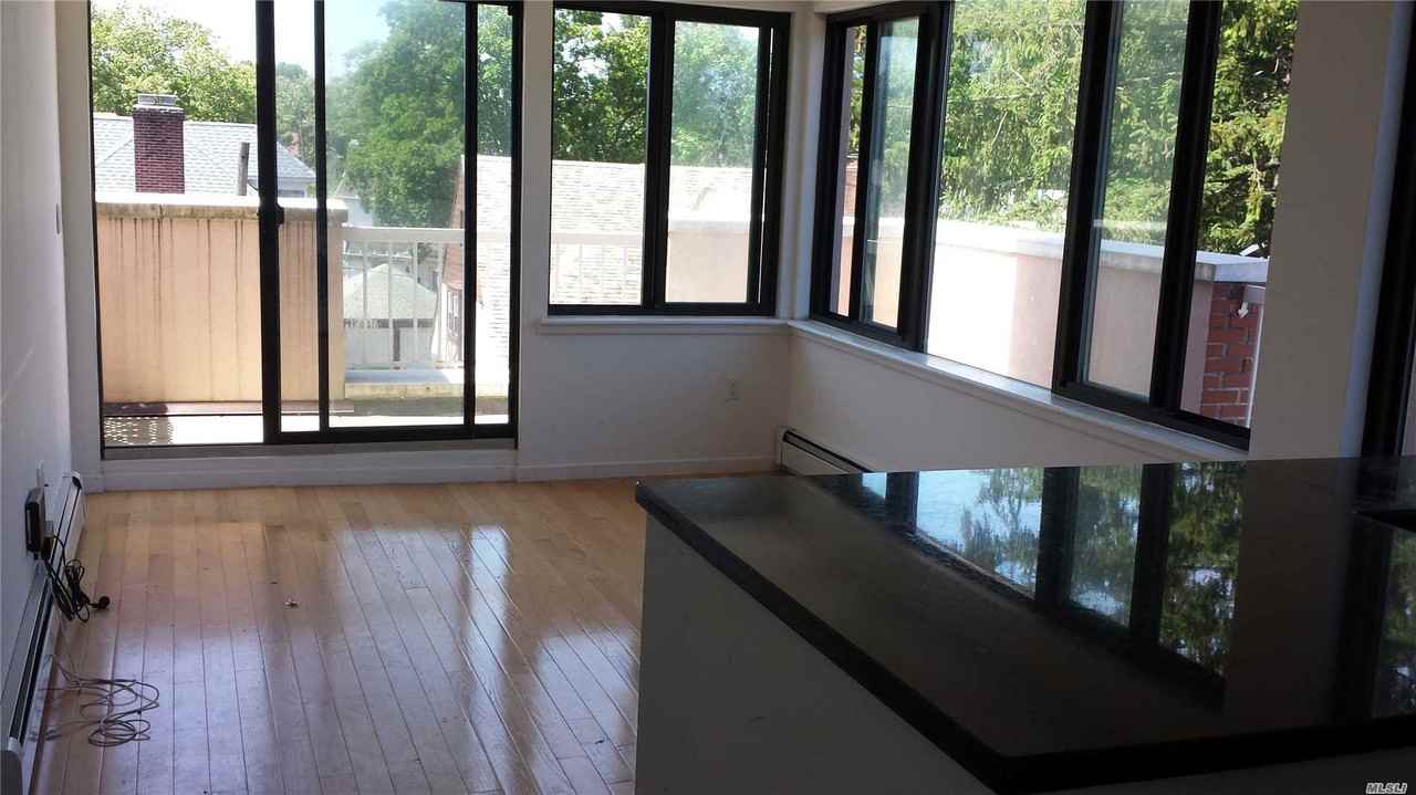 170-19 Henley Rd - Photo 2 of 15