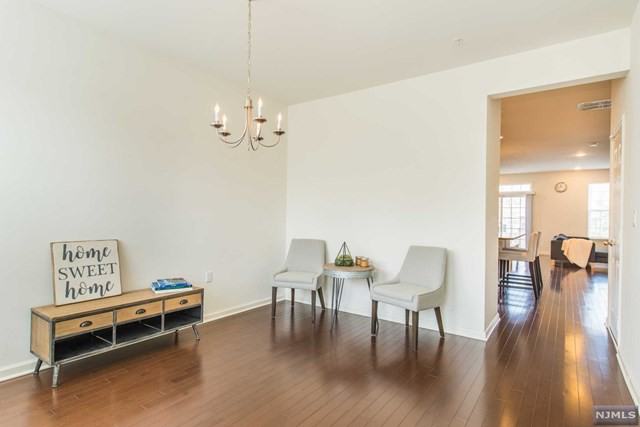 6 Masterson Ct - Photo 2 of 19