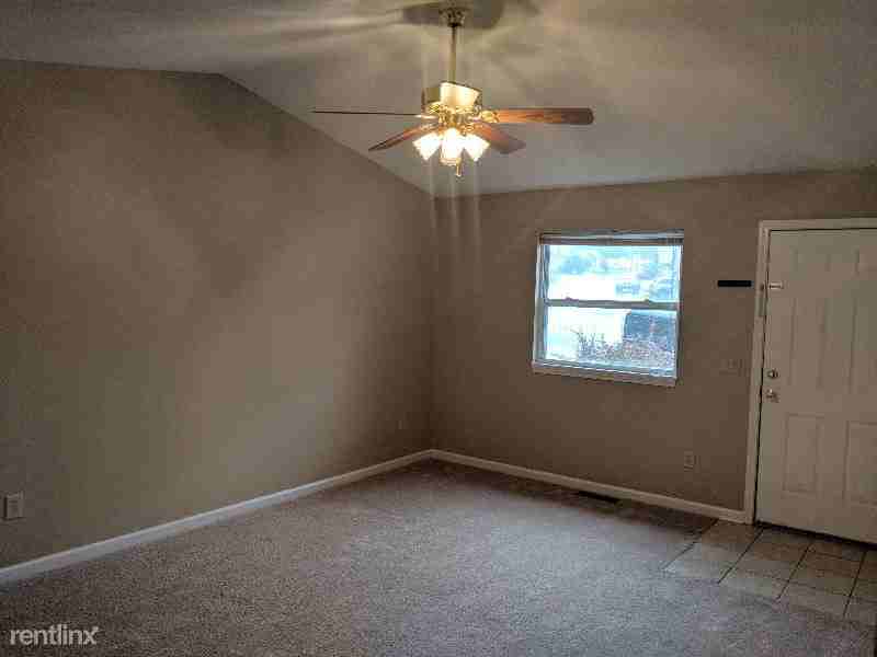 117 Mesa Dr - Photo 3 of 13