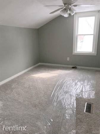 118 Beechwood Ave - Photo 2 of 10