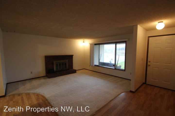 12123 NE 9th St - Photo 2 of 18