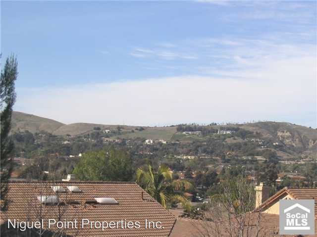 27377 Paseo Laguna - Photo 2 of 12