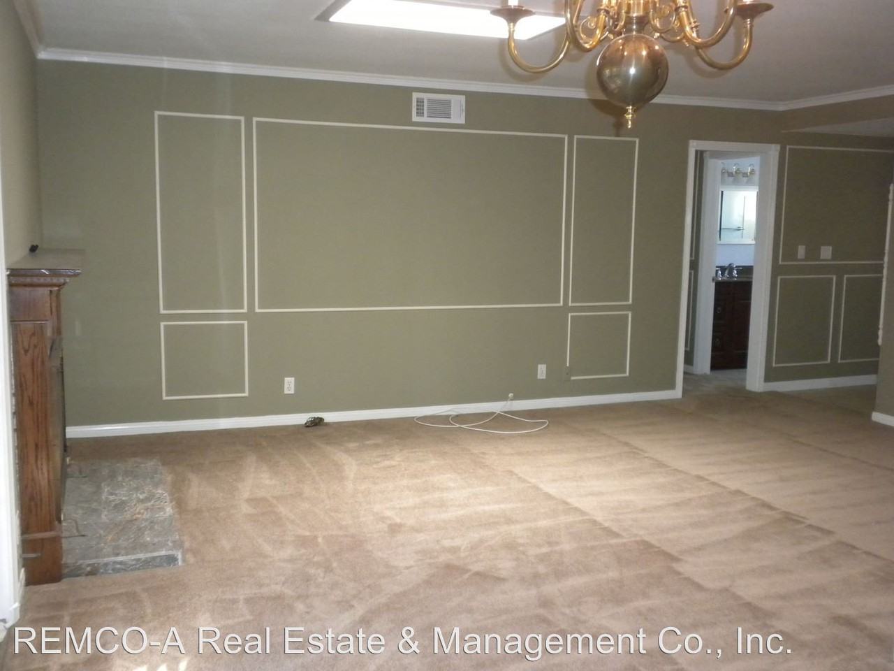 221 Harvard Ln - Photo 3 of 20