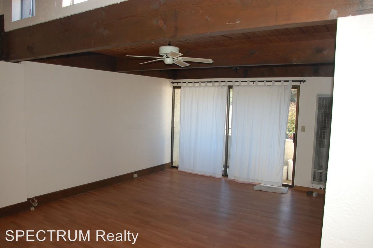 1429 San Andres St - Photo 3 of 8