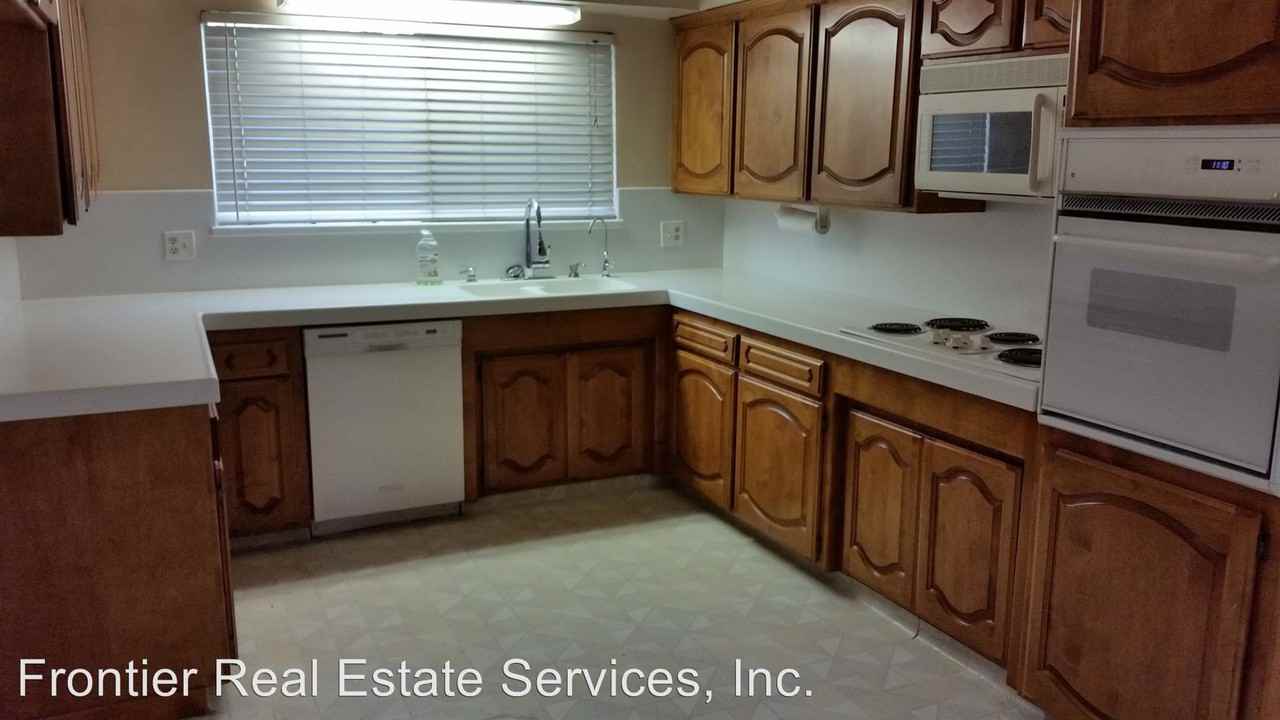 5605 College Ave - Photo 2 of 6