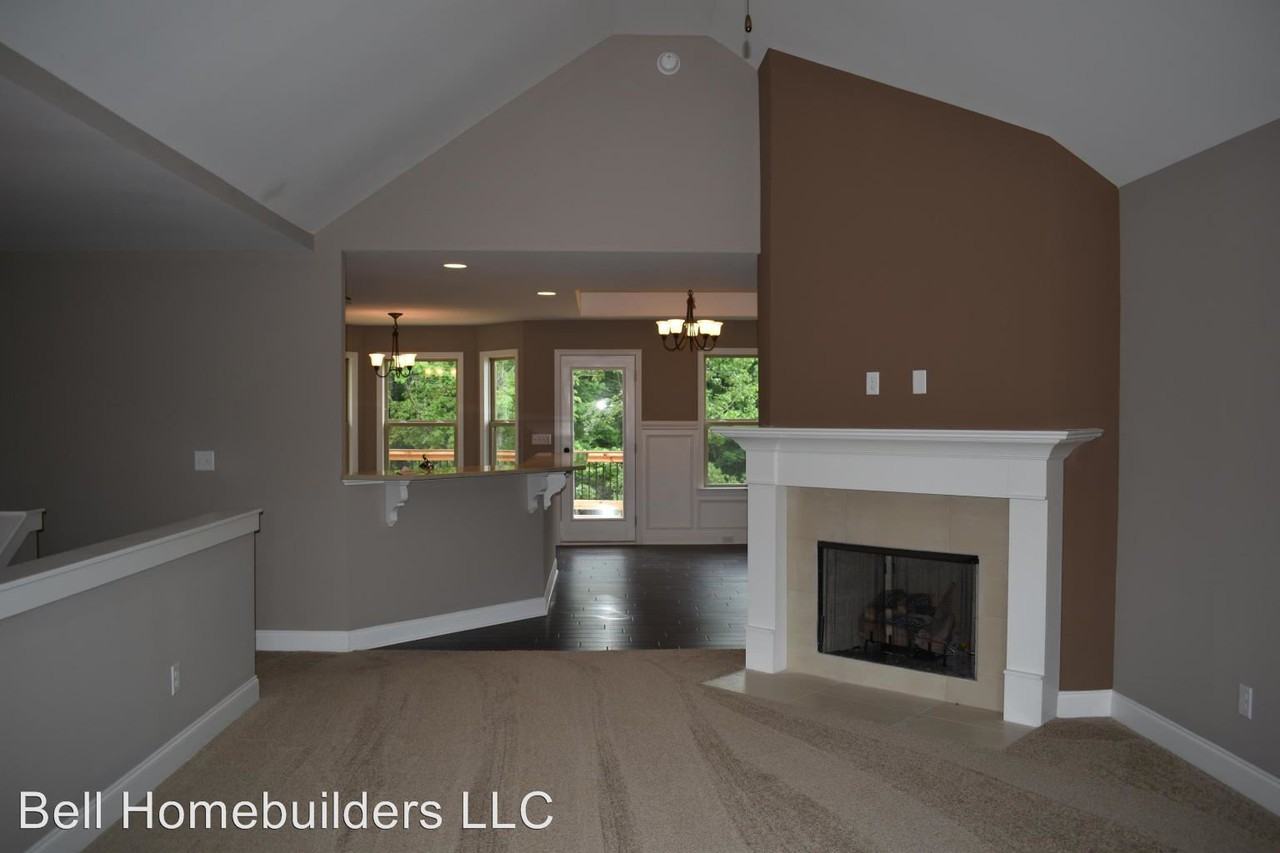 1047 Longo Dr - Photo 2 of 16