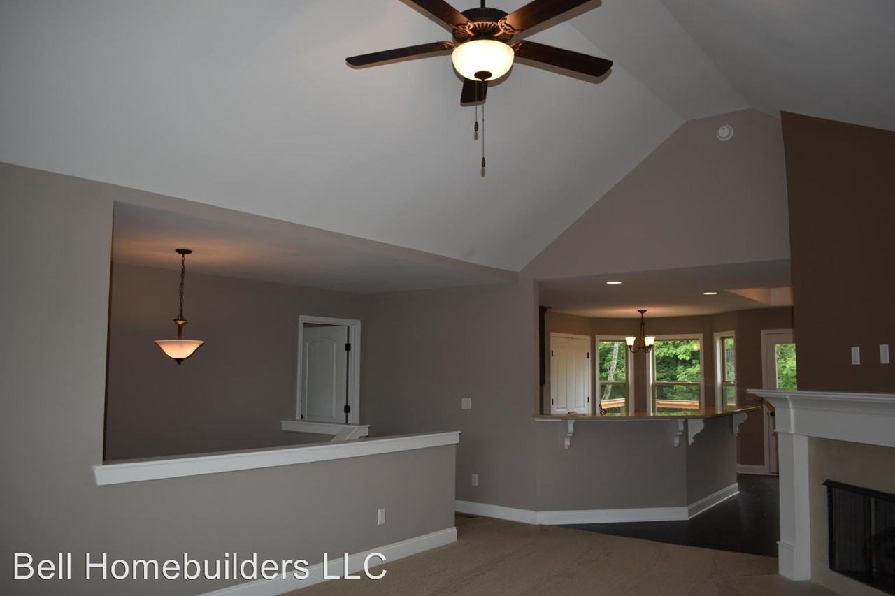 1047 Longo Dr - Photo 3 of 16