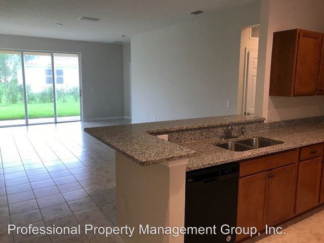 250 Provence Pl - Photo 3 of 5