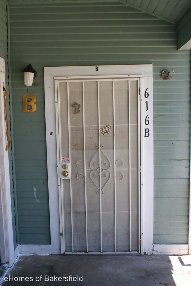 616 - 618 Quincy St - Photo 2 of 17