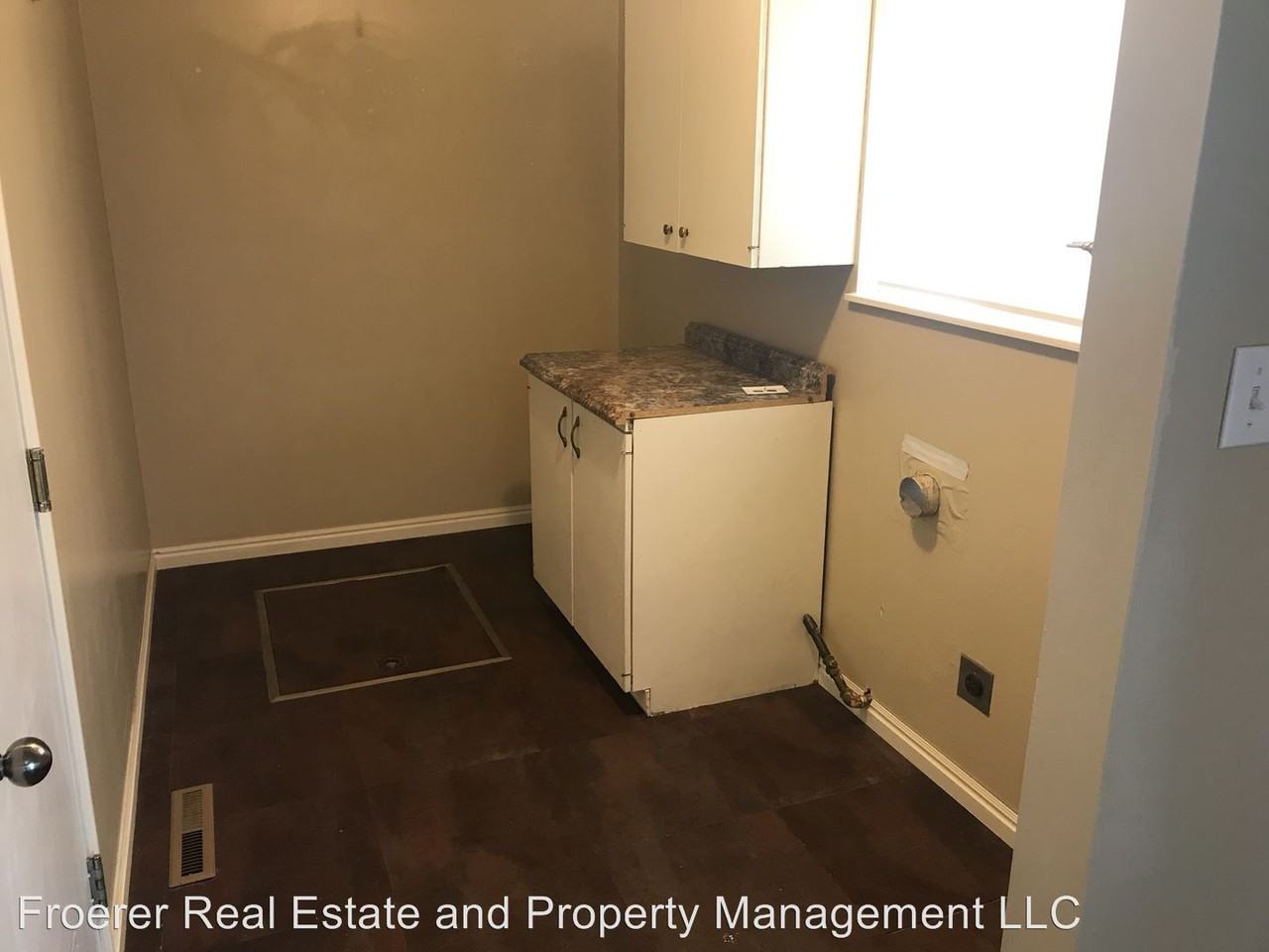 123 W 1150 N - Photo 3 of 12