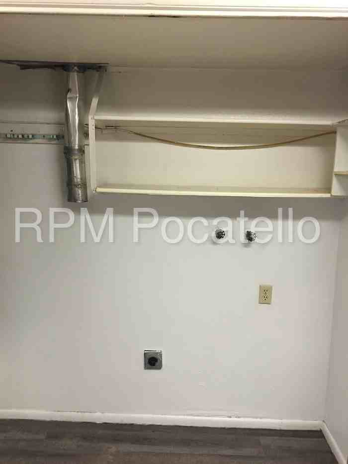 57 Foothill Blvd - Photo 2 of 17