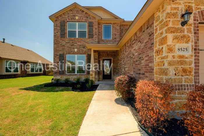 8525 Reggio St - Photo 3 of 30