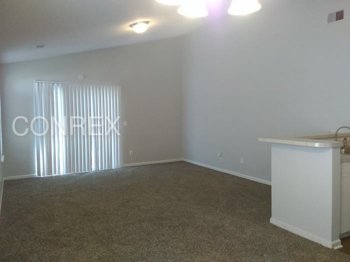 120 E Lake Trail - Photo 3 of 11