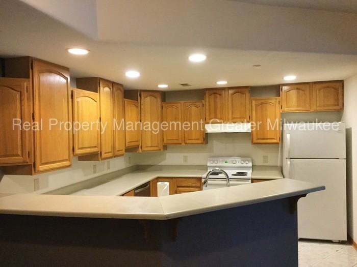 347 Terrace Dr - Photo 2 of 30