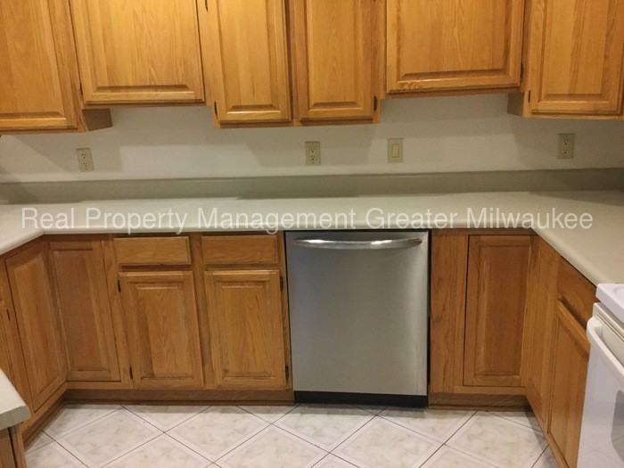 347 Terrace Dr - Photo 3 of 30