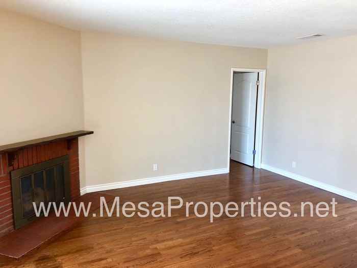 209 S Turner Ave - Photo 3 of 13