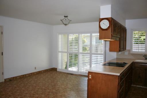 1407 Bedford Ave - Photo 3 of 11