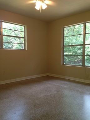 1115 NW 36th Ave - Photo 3 of 22