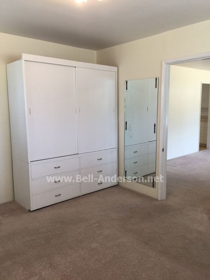 14230 8th Ave Sw - Photo 2 of 15