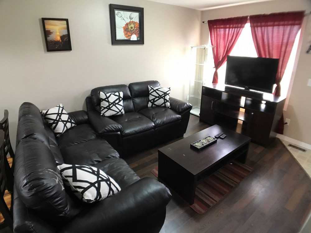 100 Millennium Gate - Photo 3 of 18