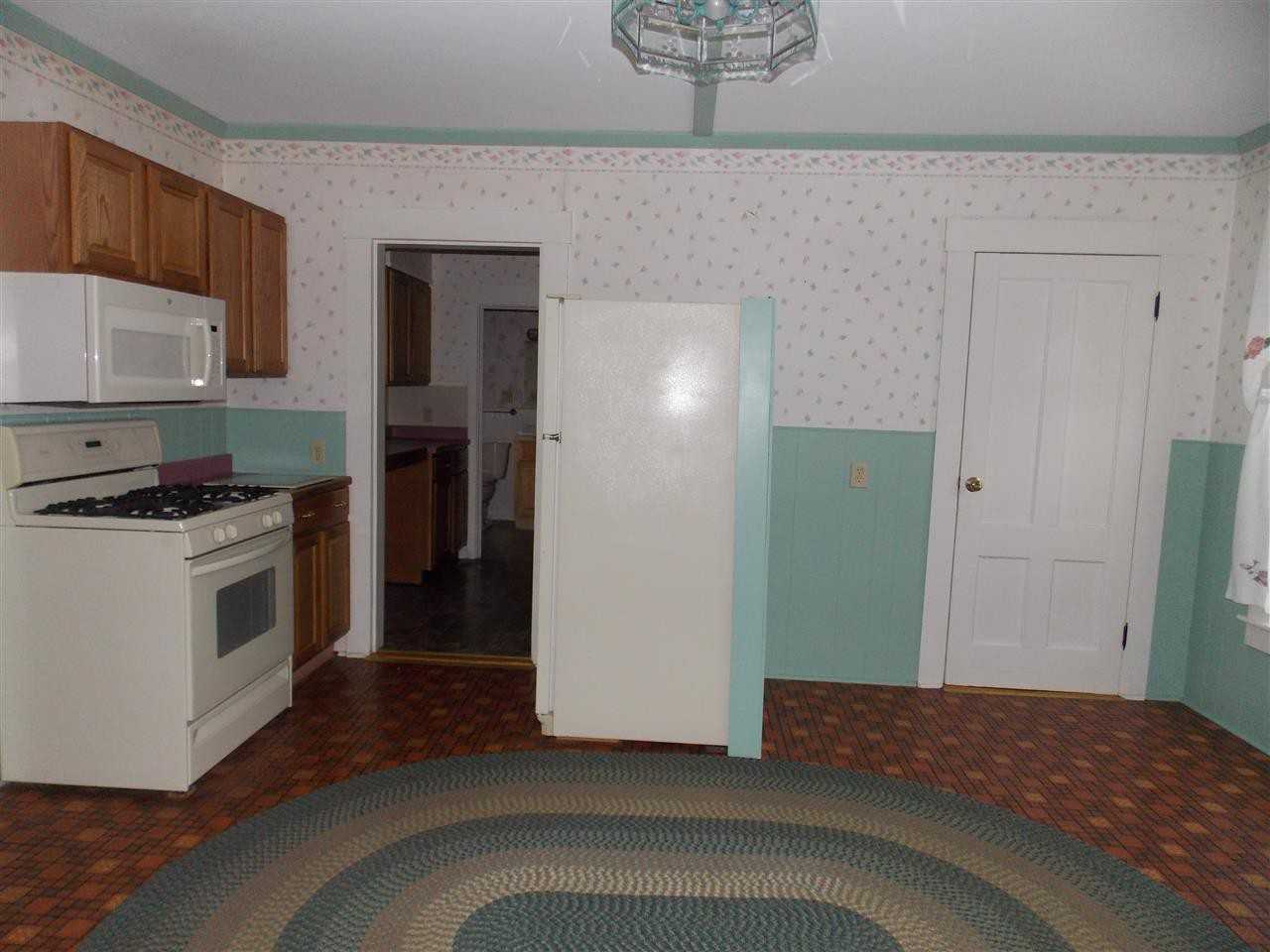 32 Adams St - Photo 2 of 24