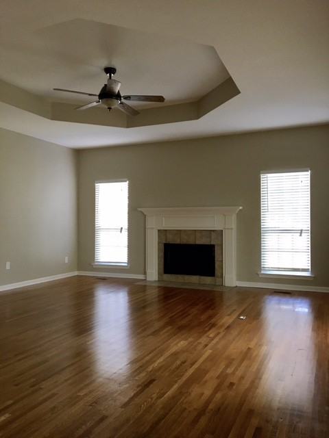 415 Willow Glen Dr - Photo 2 of 16