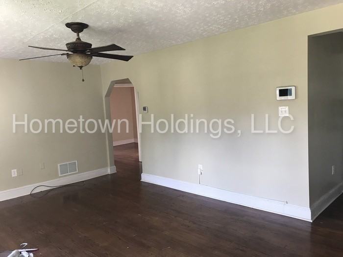1021 Greenhurst Ave NW - Photo 2 of 12