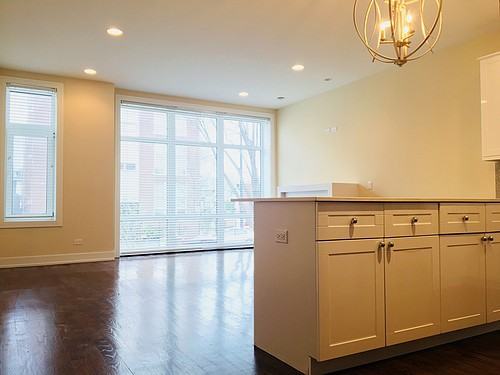 3639 W. Montrose - Photo 2 of 9