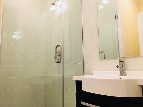 3639 W. Montrose - Photo 5 of 9