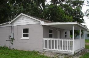 10129 Broad St - Photo 2 of 17