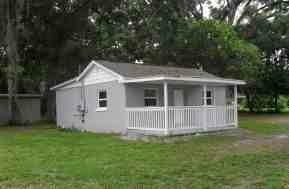 10129 Broad St - Photo 3 of 17