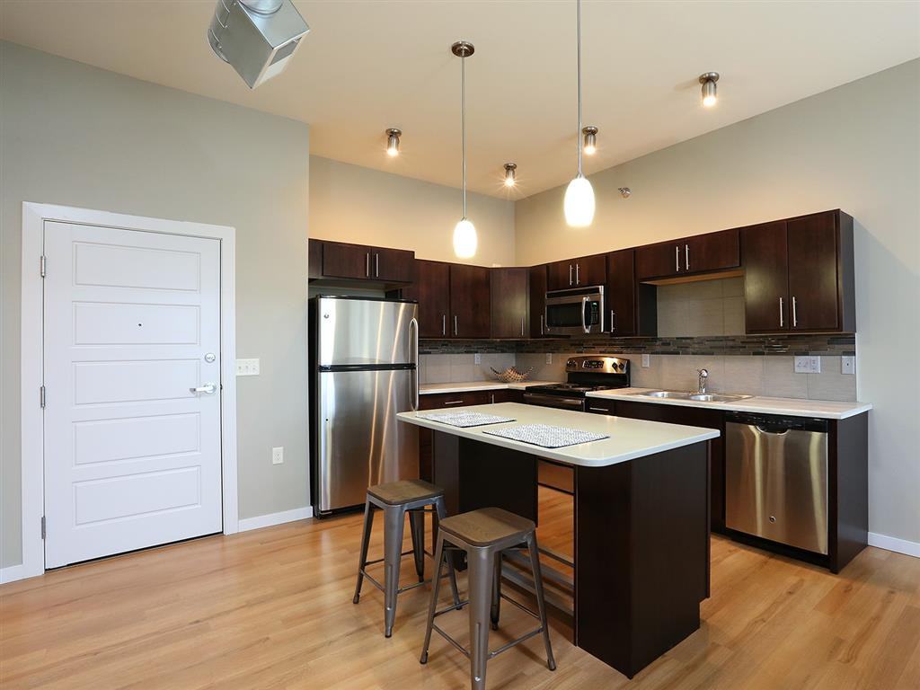 Phillips Avenue Lofts - Photo 5 of 26